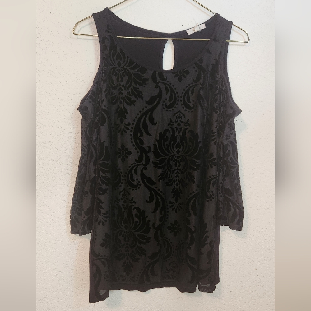 Maurices Open Shoulder Dressy Top with Velvet Accents, Size Small